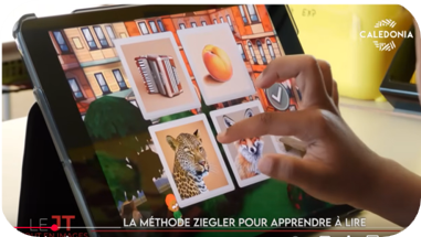 Photo d'un enfant jouant à GraphoGame (métaphonologie)